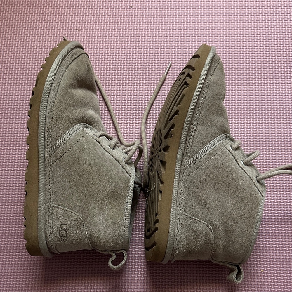Ugg Neumel - image 4